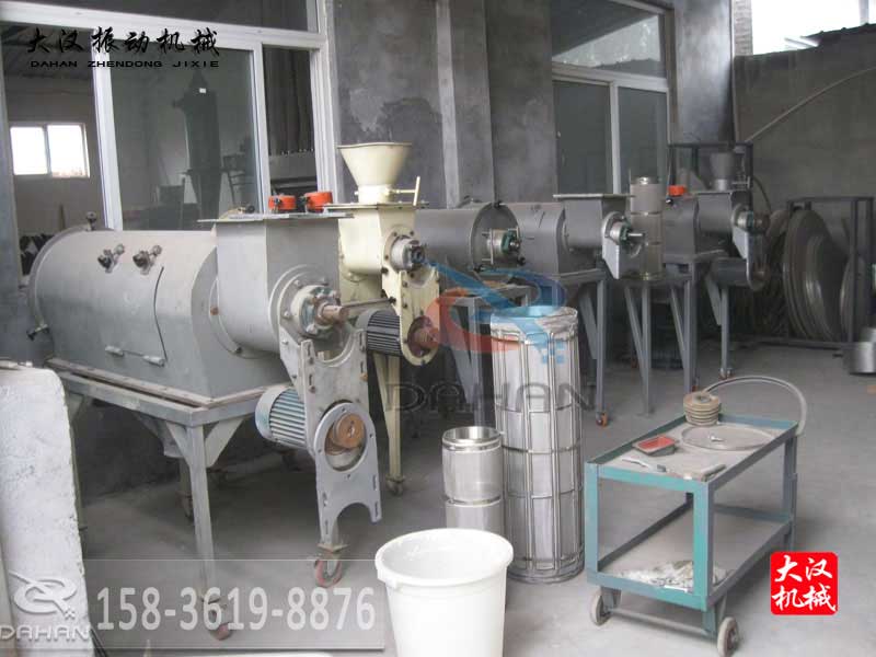 <a href='http://www.qiliushai.cn/list_1_1.html' target='_blank'><u>气流筛</u></a>粉机